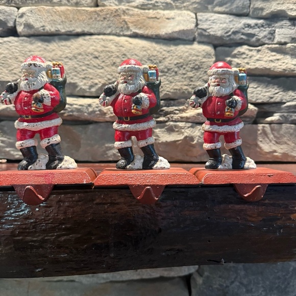 Vintage Cast Iron Santa Christmas Stocking Holders Set of 3 Mantle Hooks - Picture 2 of 9